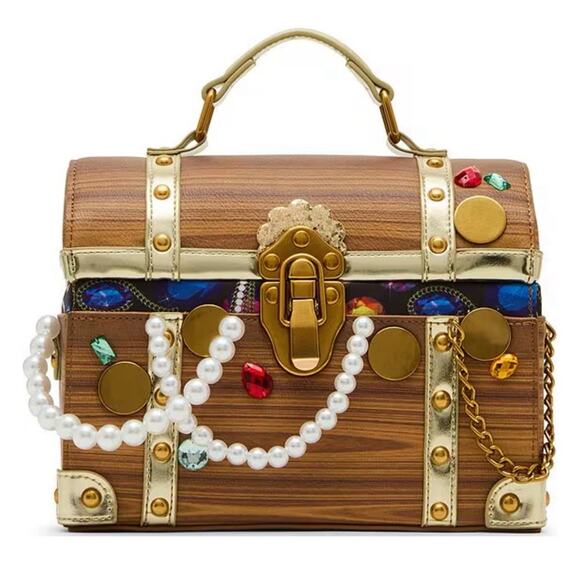 Betsey Johnson Kitsch X Marks the Spot Crossbody Bag Treasure Chest Brown NWT - Picture 1 of 6